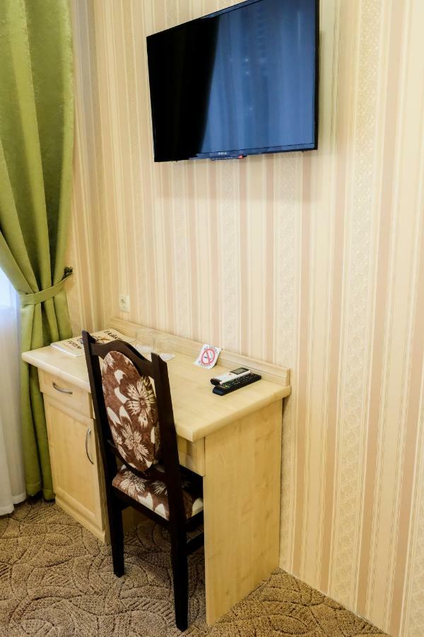 Hotel Оздоровчий Комплекс Гайки Заїзд Провулок Сухий Яр 12 Schytomyr Exterior foto